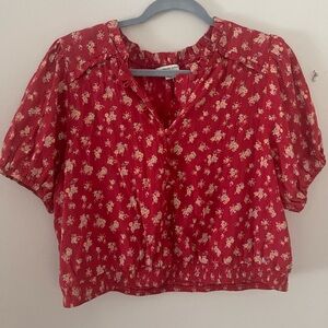 American Eagle Red Floral Short Puff Sleeve Cropped Blouse | like new condition